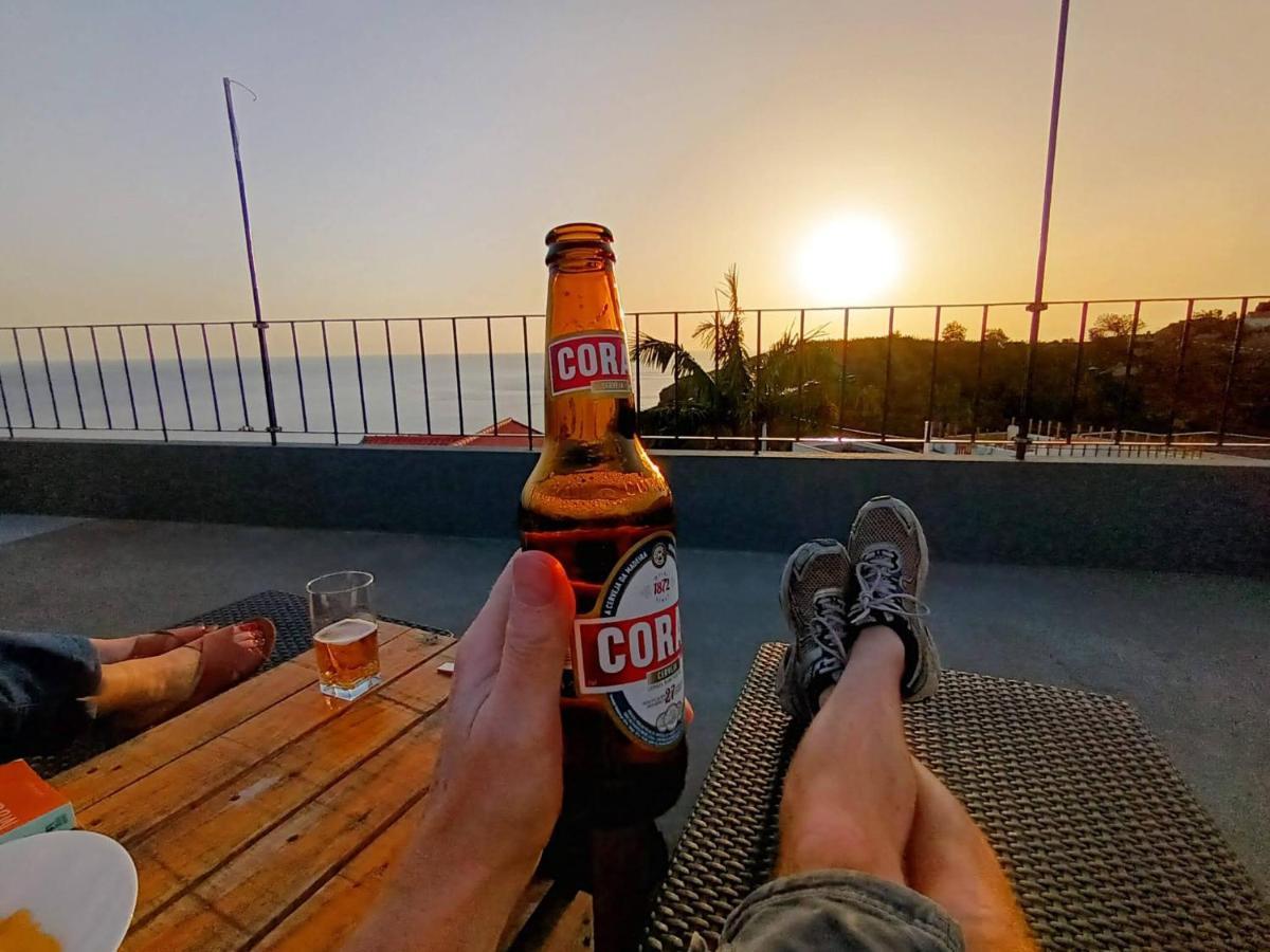Vаrаndаs Dо Sоl-Vista Relaxante Entre Mar E Montanha Lejlighed Ponta do Sol  Eksteriør billede